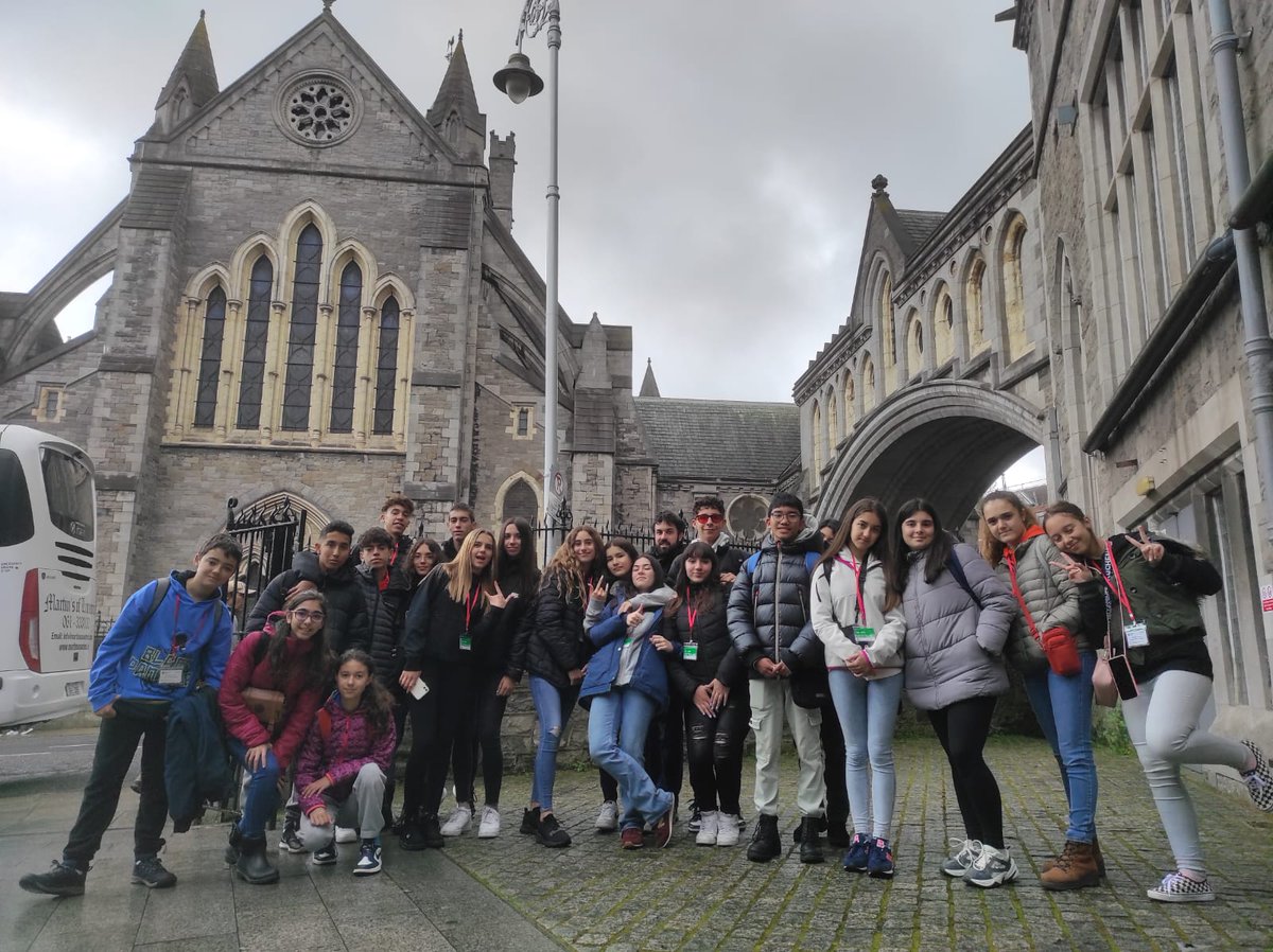 Los alumn@s de 2⁰ y 3⁰ de la ESO han realizado un viaje de inmersión lingüística en Dublín.🇮🇪 #salesianas #viajes #colegio