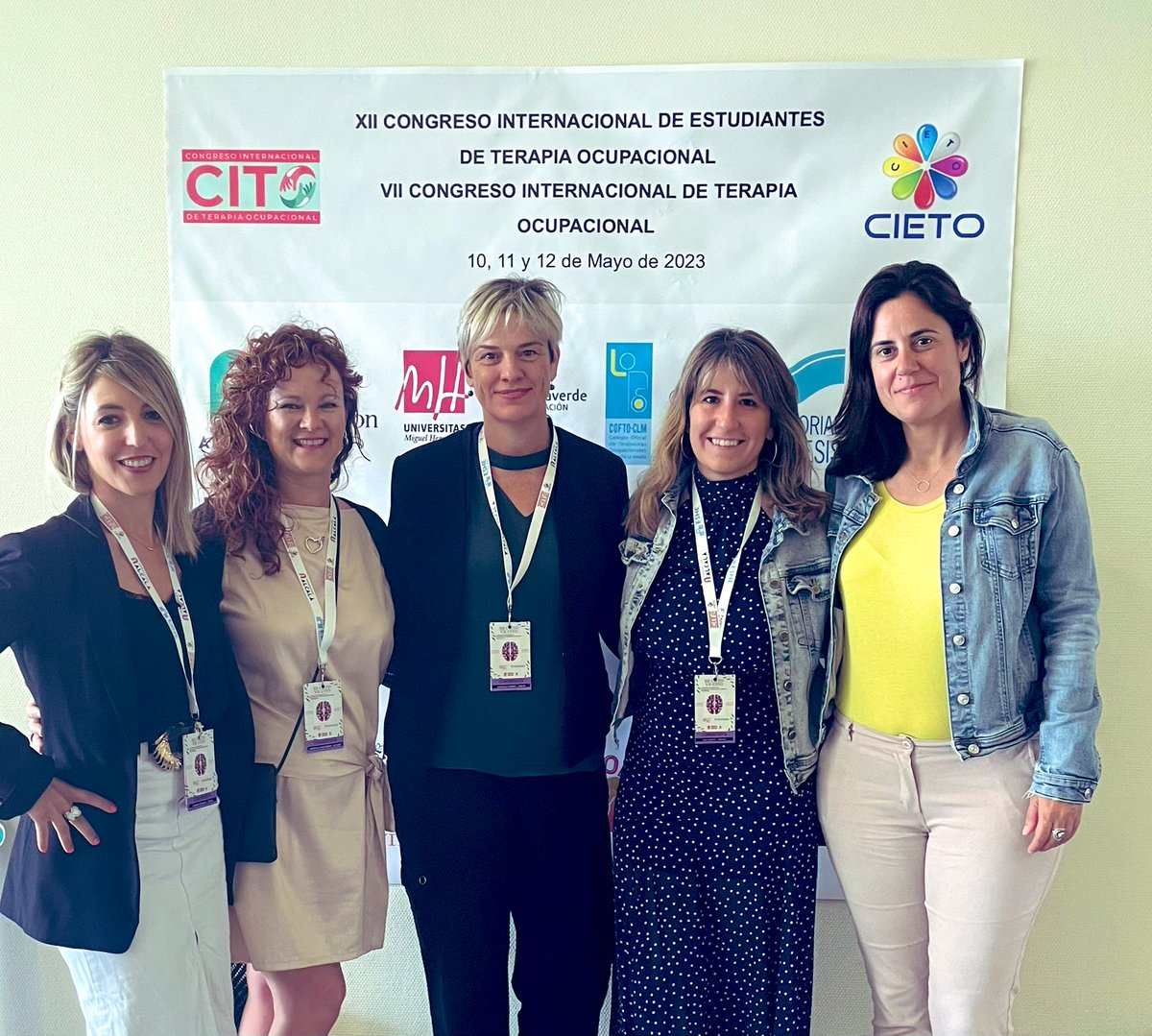 OCCARE_euit's tweet photo. Estos días algunas de nuestras investigadoras están participando en el Congreso Internacional de Terapia Ocupacional @CIETOYCITOUM
Compartiendo conocimiento, debatiendo ideas y fortaleciendo nuestra pasión por el avance de la #TerapiaOcupacional 🧩 https://t.co/E0NhJVkfEQ