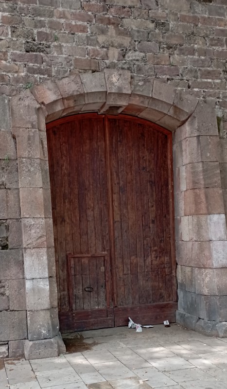 SrBarcelona_'s tweet image. RT @BcnCoronela: Avui a 12h Pl. Blanquerna, entrada a baluard de #SantaMadrona i jardins de @MuseuMaritim a 100 m de #RamblesDeBarcelona. Ple centre de #Barcelona, capital de #Catalunya
És l’habitual de cada dia @BarcelonaTurism @bcn_ajuntament @CambraBC…