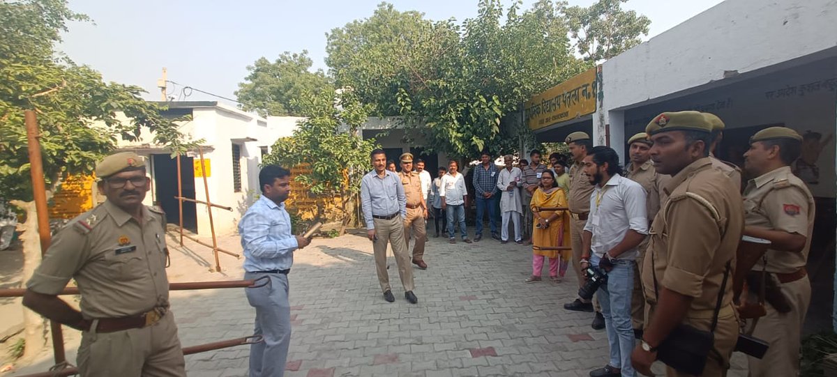 DM Ghaziabad tweet media