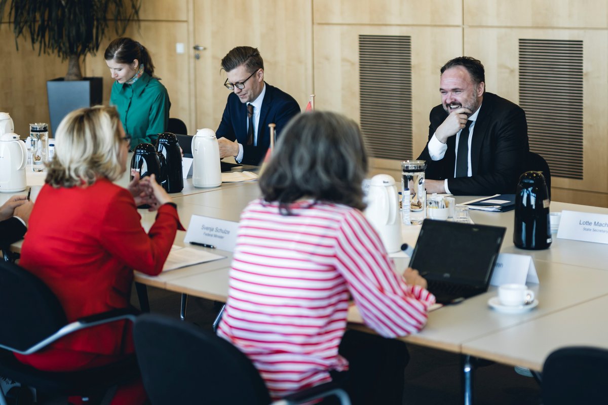 Dänische Botschaft in Deutschland tweet media