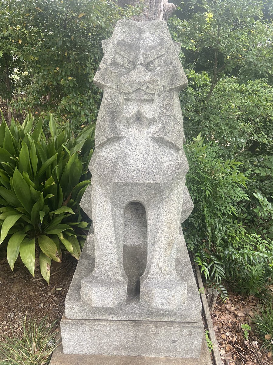 TEDDY3115's tweet photo. ゲームに出てきそうな狛犬様 https://t.co/YwThgQVmfM