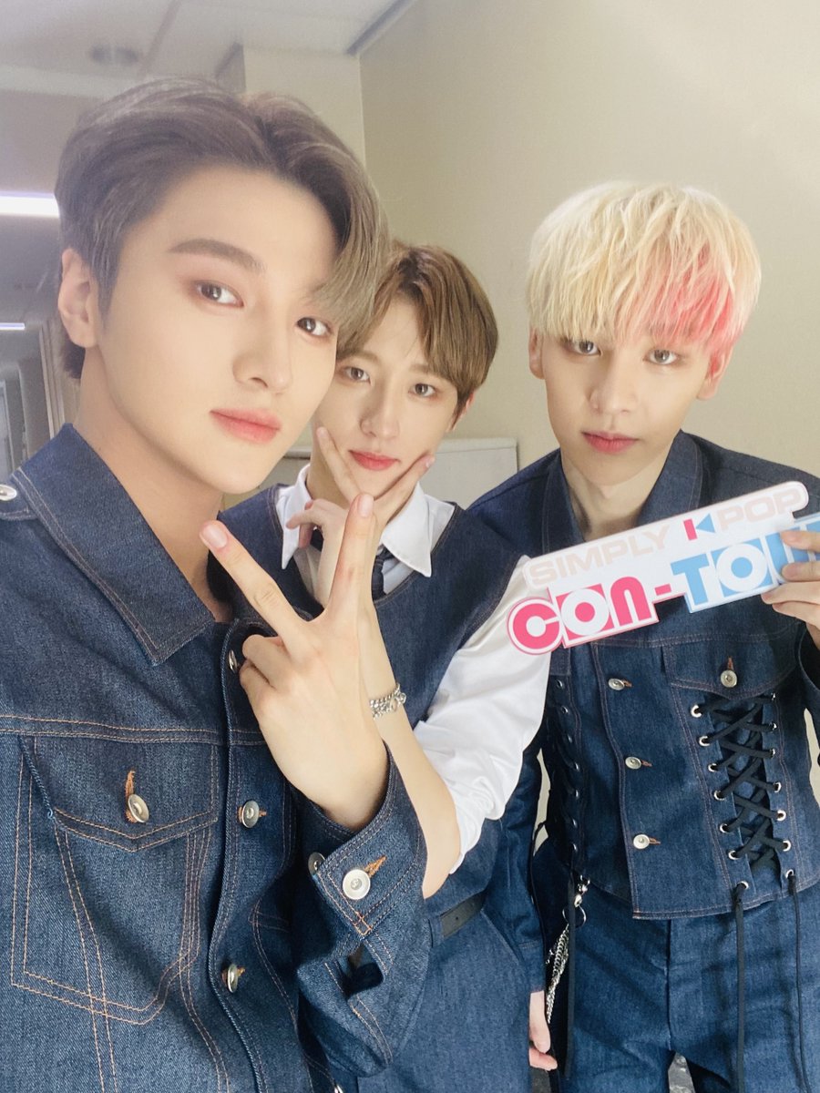 _Simplykpop's tweet photo. 드리핀이 저지른 7개의 죄악 모음zip
1. 잘생긴 얼굴로 숨쉬기
2. 잘생긴 얼굴로 노래하기
3. 잘생긴 얼굴로 춤추기
4. 잘생긴 얼굴로 바라보기
5. 잘생긴 얼굴로 말하기
6. 잘생긴 얼굴로 셀카찍기
7. 잘생긴 얼굴로 서있기

#DRIPPIN #드리핀
#SEVEN_SINS
#SimplyCONTOUR #심플리케이팝 https://t.co/prDdpeWpmv