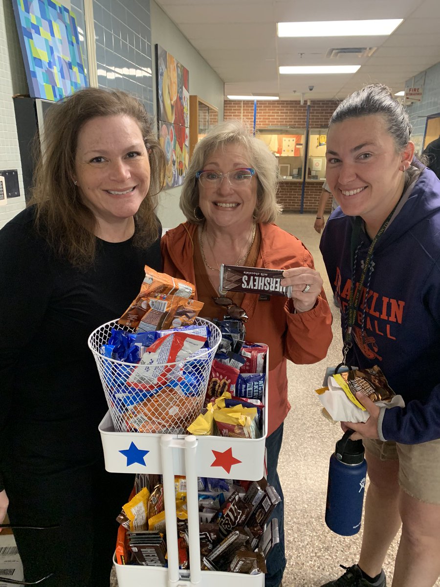 Franklin High School (@franklinhs_bcps) on Twitter photo What a great way to start the morning today at Franklin High! Thanks for the awesome snack cart for Teacher Appreciation Week <a href="/FranklinHsPTSA/">Franklin High PTSA</a>! Our teachers are absolutely amazing!! @KyriaJoseph <a href="/KO_BCPS/">Kieran J. OāConnell</a> What a great way to start the morning today at Franklin High! Thanks for the awesome snack cart for Teacher Appreciation Week <a href="/FranklinHsPTSA/">Franklin High PTSA</a>! Our teachers are absolutely amazing!! @KyriaJoseph <a href="/KO_BCPS/">Kieran J. OāConnell</a>