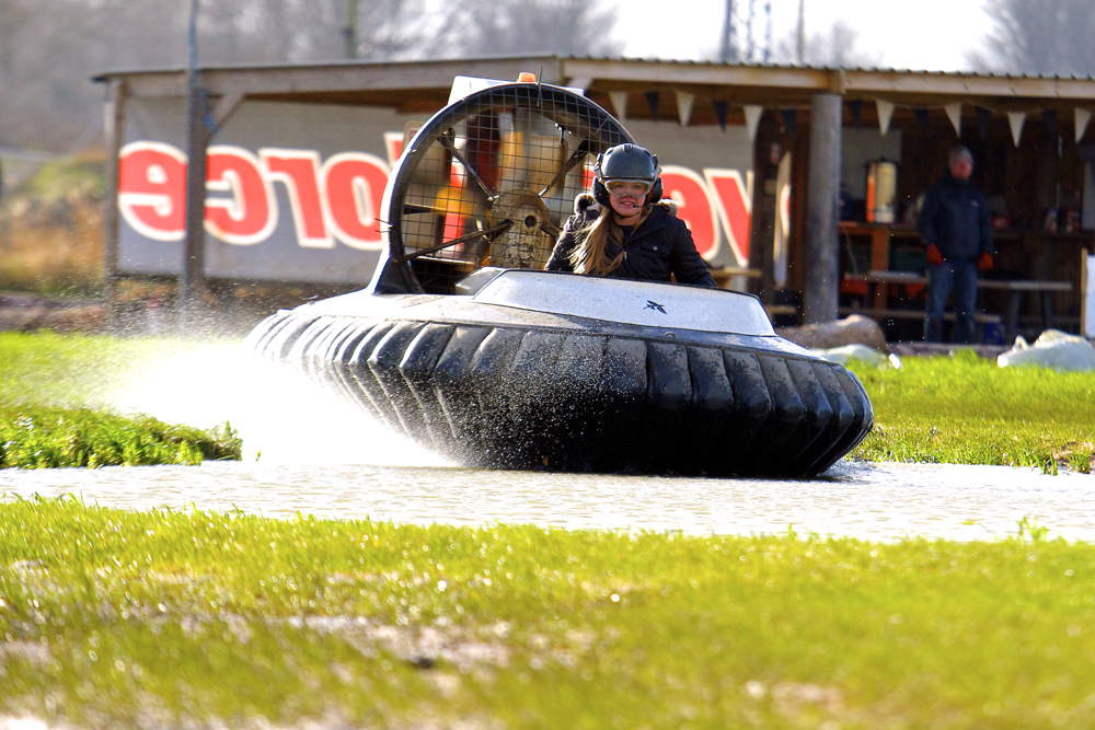 AboutBritain's tweet image. Just published new article: 9 Fun Things To Do in #Chester for Adults.  Check it out here: aboutbritain.com/articles/fun-t…