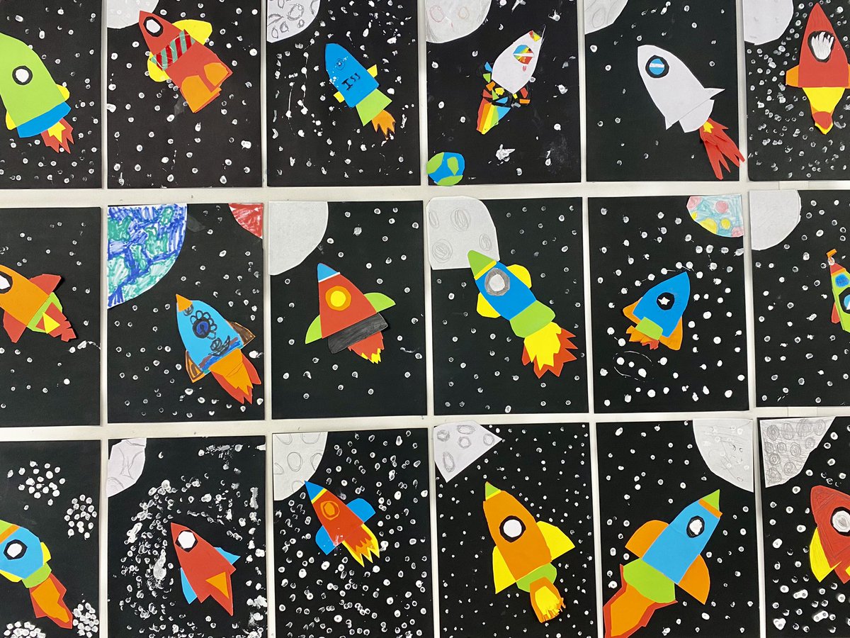 AshbourneCNS's tweet photo. Some out of this world art created by 2nd class! Creativity definitely lives here in ACNS 🎨🖌️

#CreativityLivesHere #creativeschools https://t.co/D5DdXqRt0c