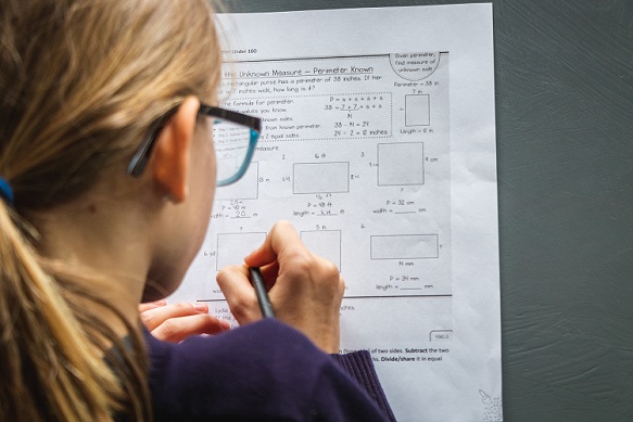 GENTIC_UOC's tweet photo. 📚Just published❗️ New article on #GenderGaps in secondary students’ self-concept of ability in math and Spanish language, and their role in shaping #StudyChoices.
✍️🏽By the director of #GenTIC, @mila_sainz, and @TheCmalpica from @IN3_UOC
📩https://t.co/bvoJ609MDn https://t.co/29CWuu4GlX