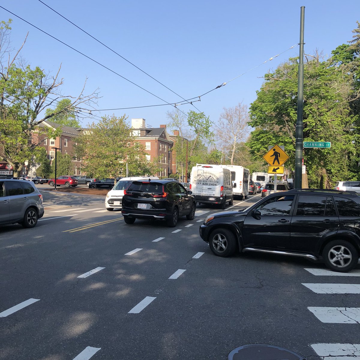 TomStohlman's tweet photo. A #CambMA traffic advisory: Thurs. 5/11: Avoid Brattle and Mount Auburn Street west and Channing Street south. @MBTA #71&amp;73 delays. Huge delays from utility work on Brattle, and lane reduction with short light cycle at Mount Auburn/Gerrys Landing/Fresh Pond Pkwy. @MassDCR @CambMA https://t.co/mx2As87Af0