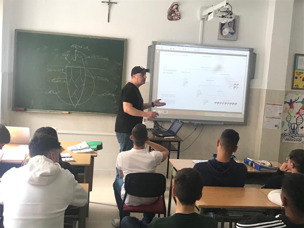 Concepcionistas Ponferrada tweet media