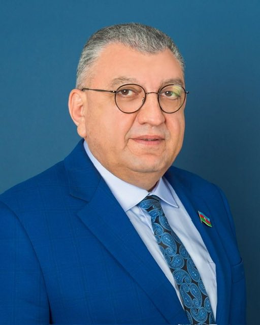 InjuriaMagazine's tweet photo. Heydər Əliyev və Azərbaycançılıq ideyaları
https://t.co/JQbwyPbL0h https://t.co/YijUHablfb