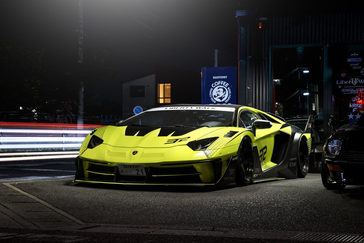 shota_lb's tweet photo. LB-Silhouette WORKS Aventador GT EVO !! in japan 🇯🇵
https://t.co/klEjXyz6K9
#libertywalk #lb #lbperformance #lbworks #lbwk #dub #ld97 #ideal #fiexhaust #lamborghini #aventador #limitededition #lp700 #THERAMPAGE https://t.co/j3KBaav4ks