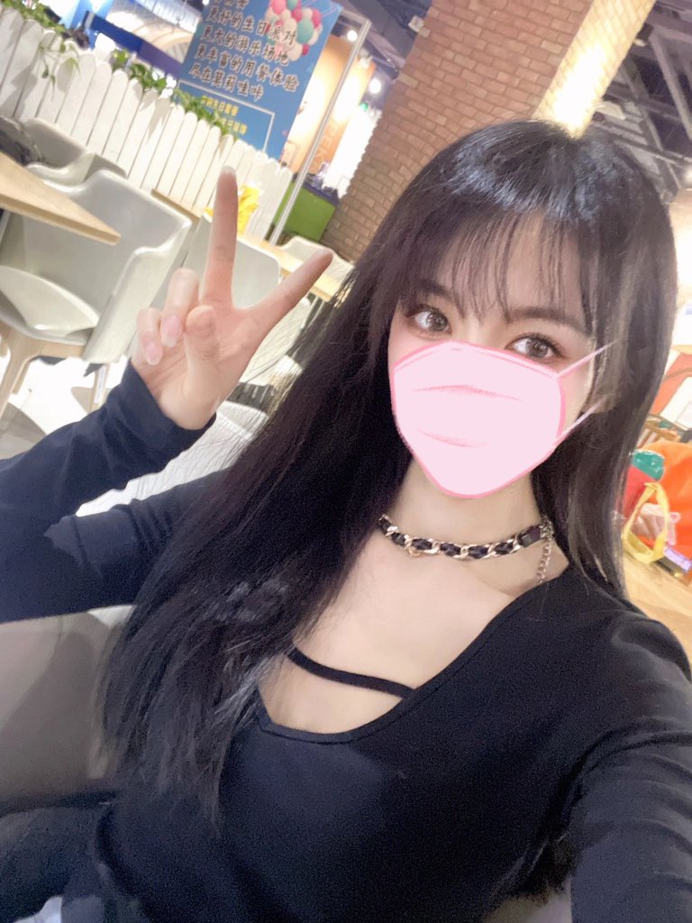 A766uu's tweet photo. 考驾照一定要趁年轻，不然年纪大了再去挨骂真的很没面子。 https://t.co/aiabpZMrkE