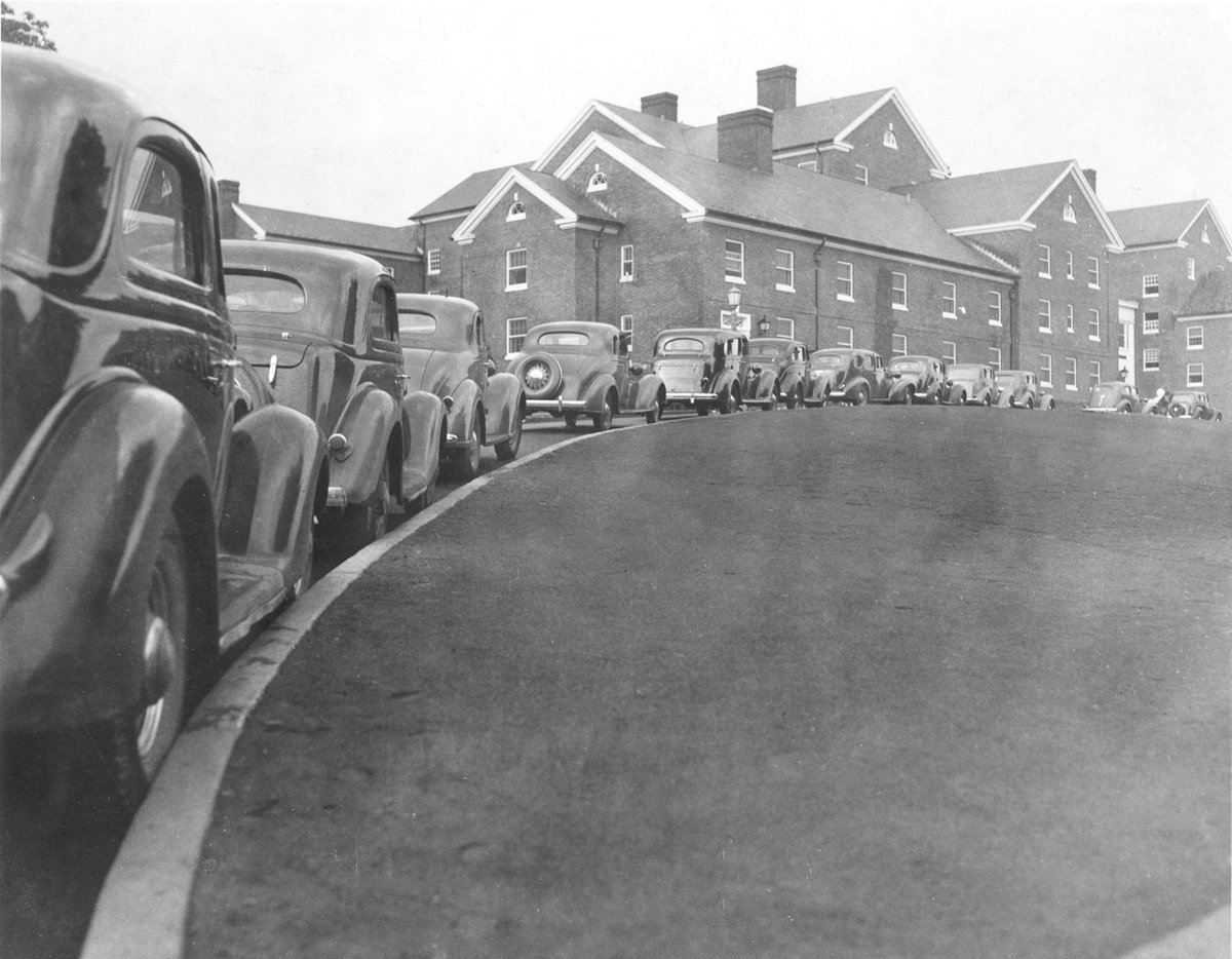 penn_state's tweet photo. //Honoring Atherton//
🏘 Atherton Hall, seen here soon after its opening as a women's dormitory in 1938, honors Frances Washburn Atherton, wife of #PennState's fourth president, George W. Atherton.
#DearOldState https://t.co/XIBNVC5MAp