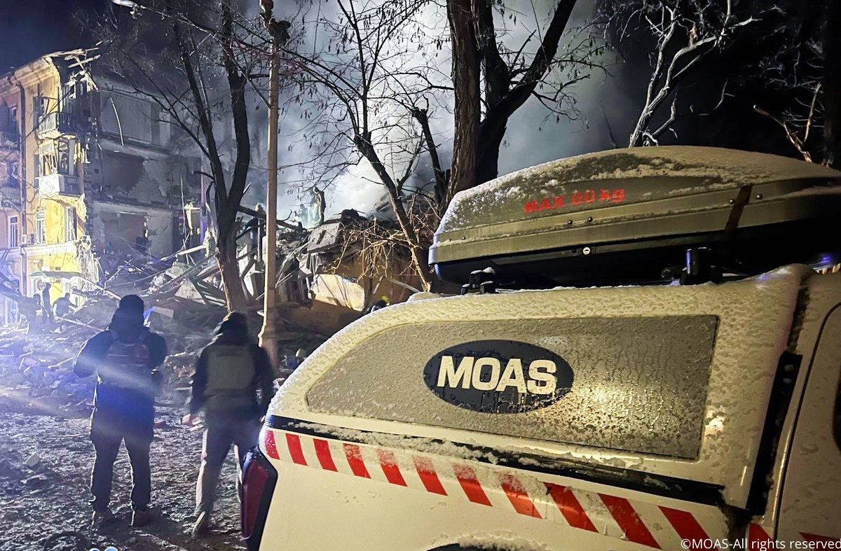 Our new ambulance has arrived at the front lines in #Ukraine, ready to provide emergency medical aid. 
Support this extraordinary humanitarian effort and make a life-saving impact: ow.ly/n02u50Oln8O
#MOASMissionUkraine
ow.ly/f0EC50OlmFS + @spectator @justinmarozzi