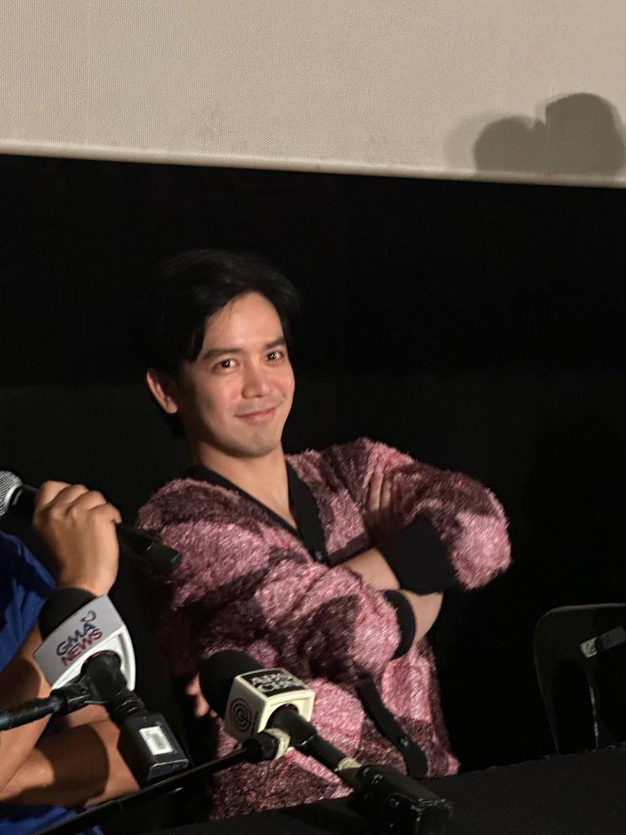 primevideoph's tweet photo. This is my first solo movie na lead ako. Matagal ko na gusto katrabaho Regal—one for the books kasi kasama ko pa si direk Chito. Ine-enjoy ko lang proseso ng career ko. — @iamjoshuagarcia on taking on the role of Galo Manansala https://t.co/EwhB8gtjZk