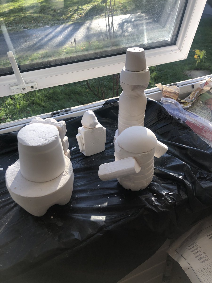 STEMstbrendans's tweet photo. Engineering Design &amp; make plaster casting @4StBrendans https://t.co/mhlAijrtzA