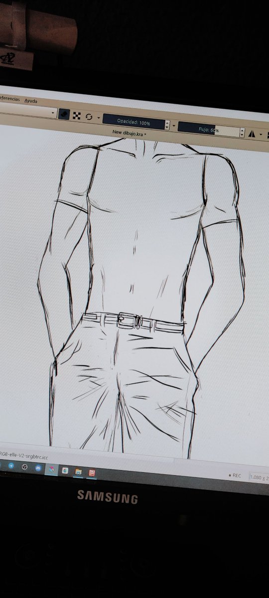 DrawduLac's tweet photo. Working on a new OC, this one will be full body!

I'm not very good at male anatomy, but I'll do my best to make it easy on the eyes.

#sketchart #sketch #OC #originalcharacter #illustration #commisionsopen  #krita https://t.co/iOOYGAu0On