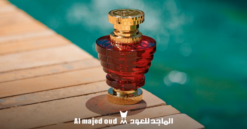 almajed4oud's tweet photo. بما إننا خميس حابين نسعدكم ..
بنسحب من الردود 5 فائزين
على  العطر اللي تحبونه كلكم😍🎁