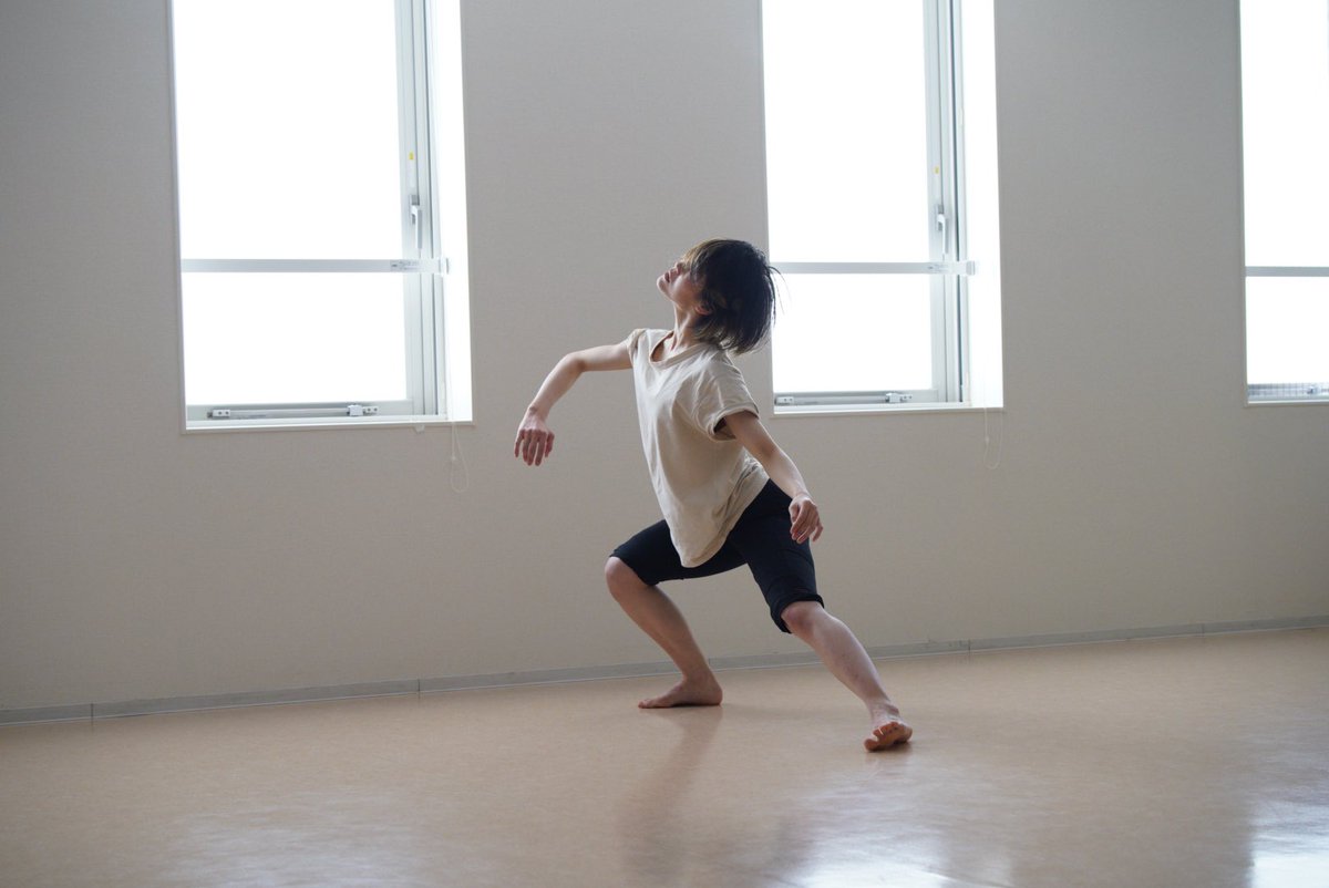 楽しそうな写真もたくさん撮ってくれました📸@木原丹さん

たくさんの方からご連絡いただき、嬉しくてドキドキしています。もう少しで、満席です🐙💨

 #dance #contemporarydance #ballet #soloperformance #muriwuicafe #bodyart #木原萌花 #momokakihara #ムリウイ
