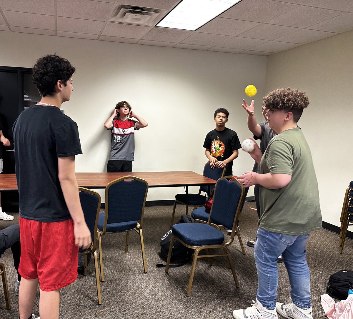 Ms. Engfer tweet media