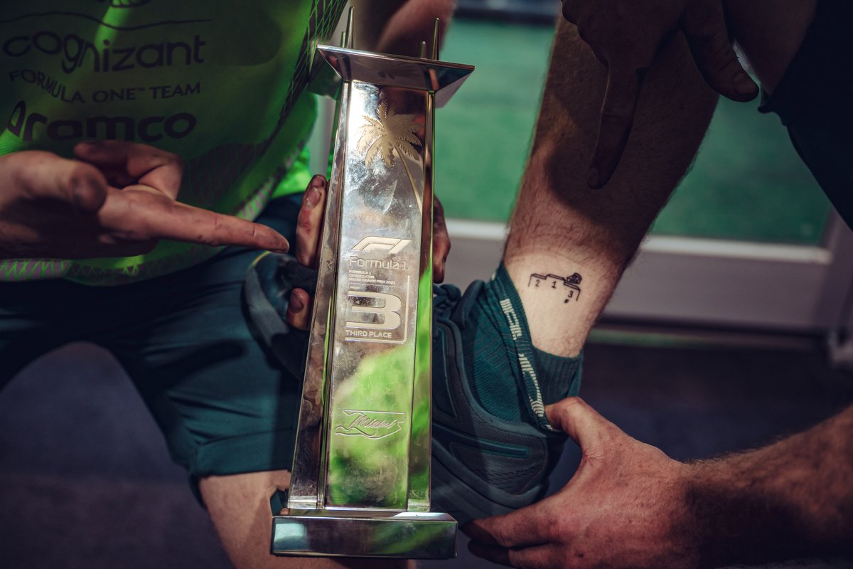 "Podium pie" 🥧

#MiamiGP