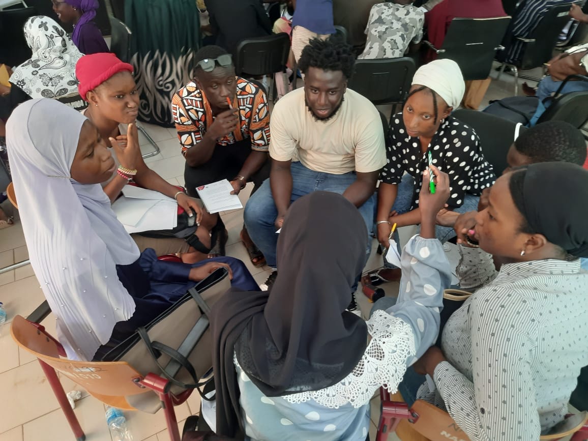 gamjobs's tweet photo. #Gamjobs yesterday facilitated a training on CV writing, interview techniques, communication etc for 50 students of the University of Gambia. The training was organised by Gambian-German Centre and Social Sciences and Humanities Students Association of the UTG. #Career_guidance https://t.co/ubvo6C1ntV