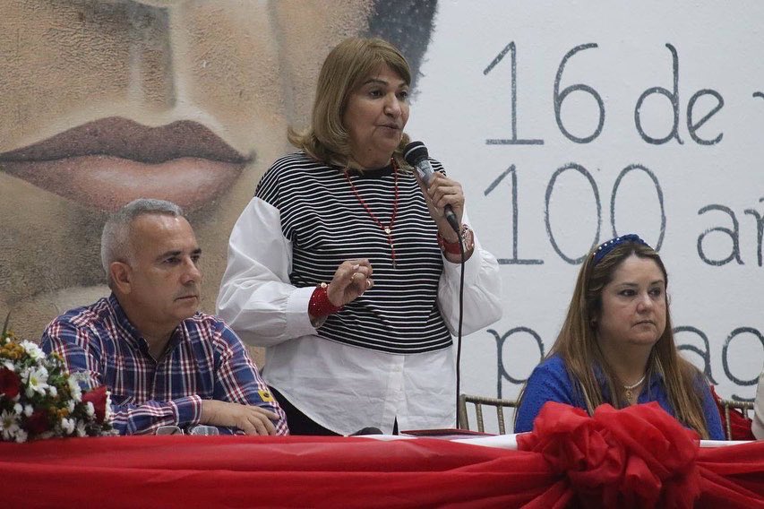 FreddyBernal's tweet photo. Hamos recibido la visita de la Ministra de Educación, Yelitze Santaella @_LaAvanzadora, quien vino a Instalar los Centros de Desarrollo por la Calidad Educativa en los 29 municipios del estado Táchira. https://t.co/z3FAOWyg61