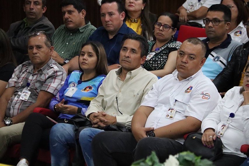 FreddyBernal's tweet photo. Hamos recibido la visita de la Ministra de Educación, Yelitze Santaella @_LaAvanzadora, quien vino a Instalar los Centros de Desarrollo por la Calidad Educativa en los 29 municipios del estado Táchira. https://t.co/z3FAOWyg61