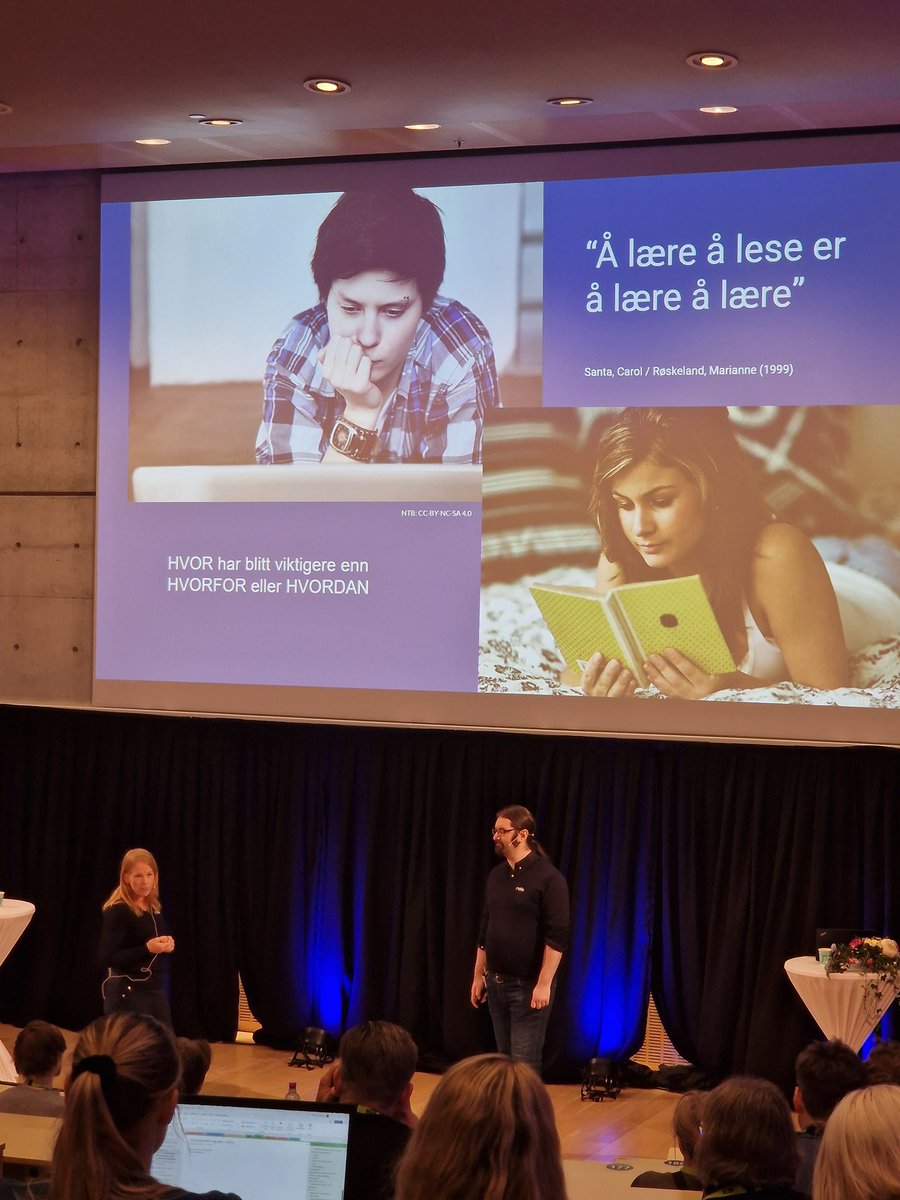 DiggLaering's tweet photo. @marthemoe og @janlindso om lesing på skjerm eller papir. Eit paradoks at spørsmålet om kor ein skal lese er blitt viktigare enn korleis eller kvifor lese. https://t.co/DEVcH3DoEt