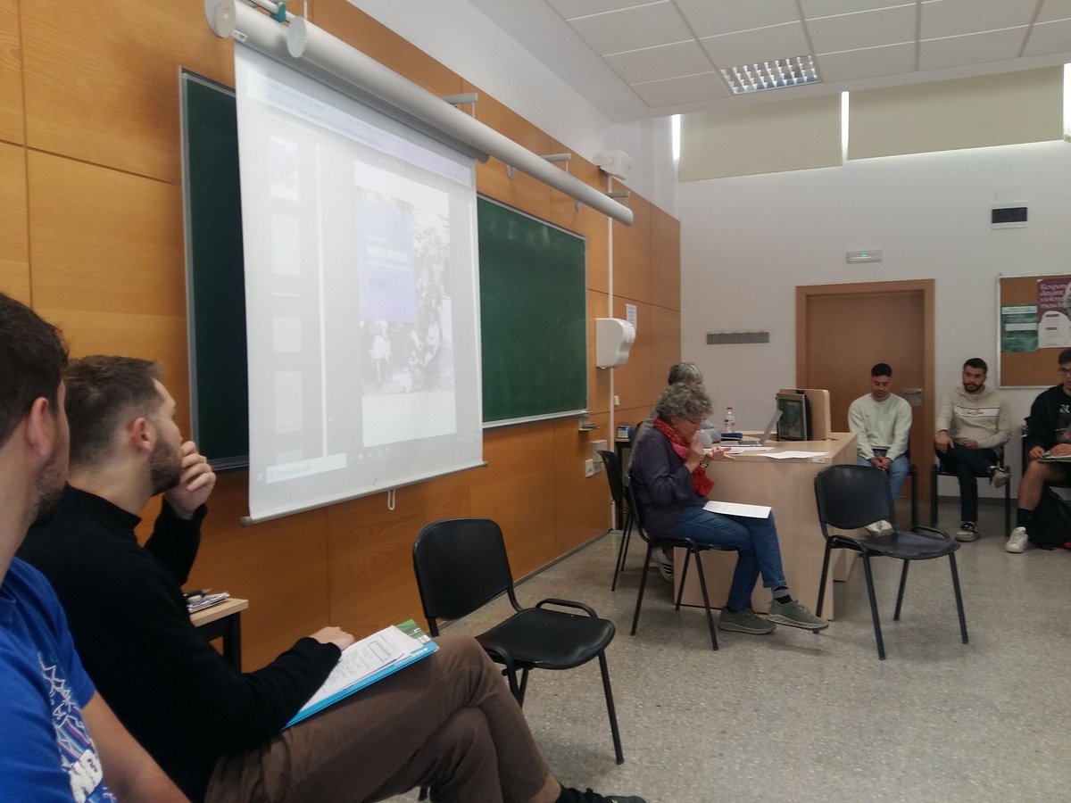 neusgonzalez's tweet photo. Tot un mati per seguir aprenent!!!
https://t.co/aUE5mggdh5
Biografies de dones i barris de barcelona
Consciencia de classe
Consciencia de genere
Consciencia d'origen
Mirades feministes
Interseccionalitats
Reivindicacions
Lluites
Vides https://t.co/dloFxYKrO8