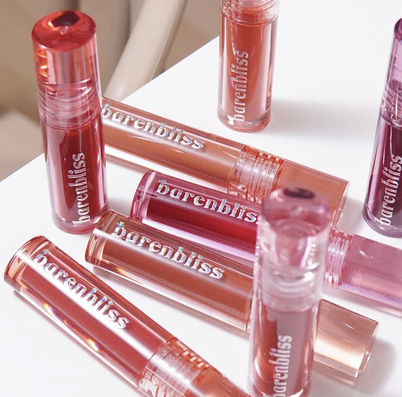 whoismaddy's tweet photo. Make Up &amp; Skincare Underprice✨💄

💯 Original official store
New‼️

Pinkflash
Somethinc 
BNB Barenbliss 
Esqa
Rose All Day
Avoskin
Azarine
Skintific
Hanasui
And many more

📍 Bekasi
🛍️ https://t.co/6NLVGPN5Tx https://t.co/TlsJQqPkxb