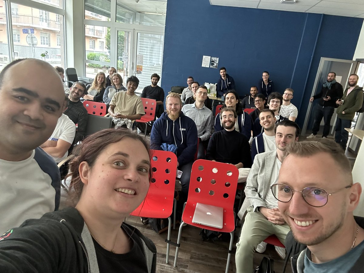 Le #GlobalAzure c’est parti !!!!  Rejoignez nous a <a href="/laplagedigitale/">La Plage Digitale 👩🏻‍💻</a>  pour une après-midi de haut vol #Azure