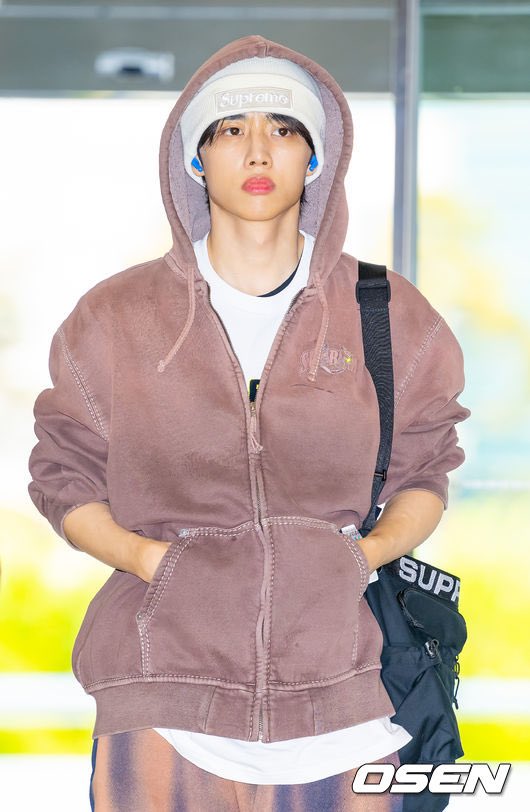 sunwoopicz's tweet photo. 230511 | Gimpo Airport for KCON Japan

#선우 #더보이즈 https://t.co/JHFDo4LtjB
