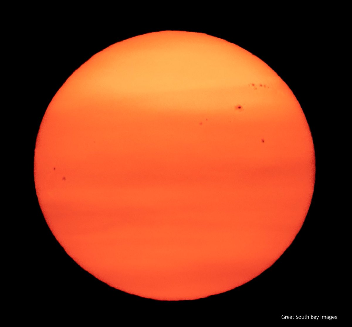 GSBImagesMBusch's tweet photo. Check out these #sunspots!  To be sure it wasnt dust on my lens the third photo is from @NASA today.  #stotmhour @earthskyscience @elonmusk @JimCantore @spann @FarmersAlmanac https://t.co/akohdrNtdu