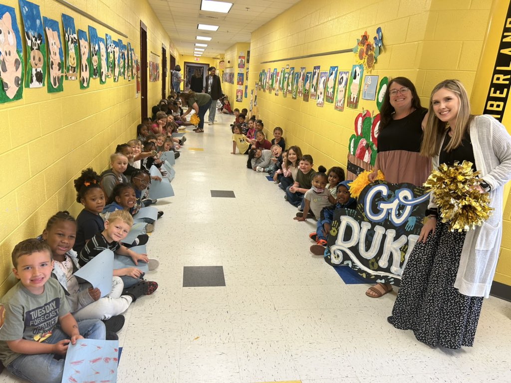 baileybmoran's tweet photo. SENIORS WE ARE READY FOR YOU! We are so proud of you! 💙💛#ccesdukes #WeareCuCPS https://t.co/F2JwduRE8S