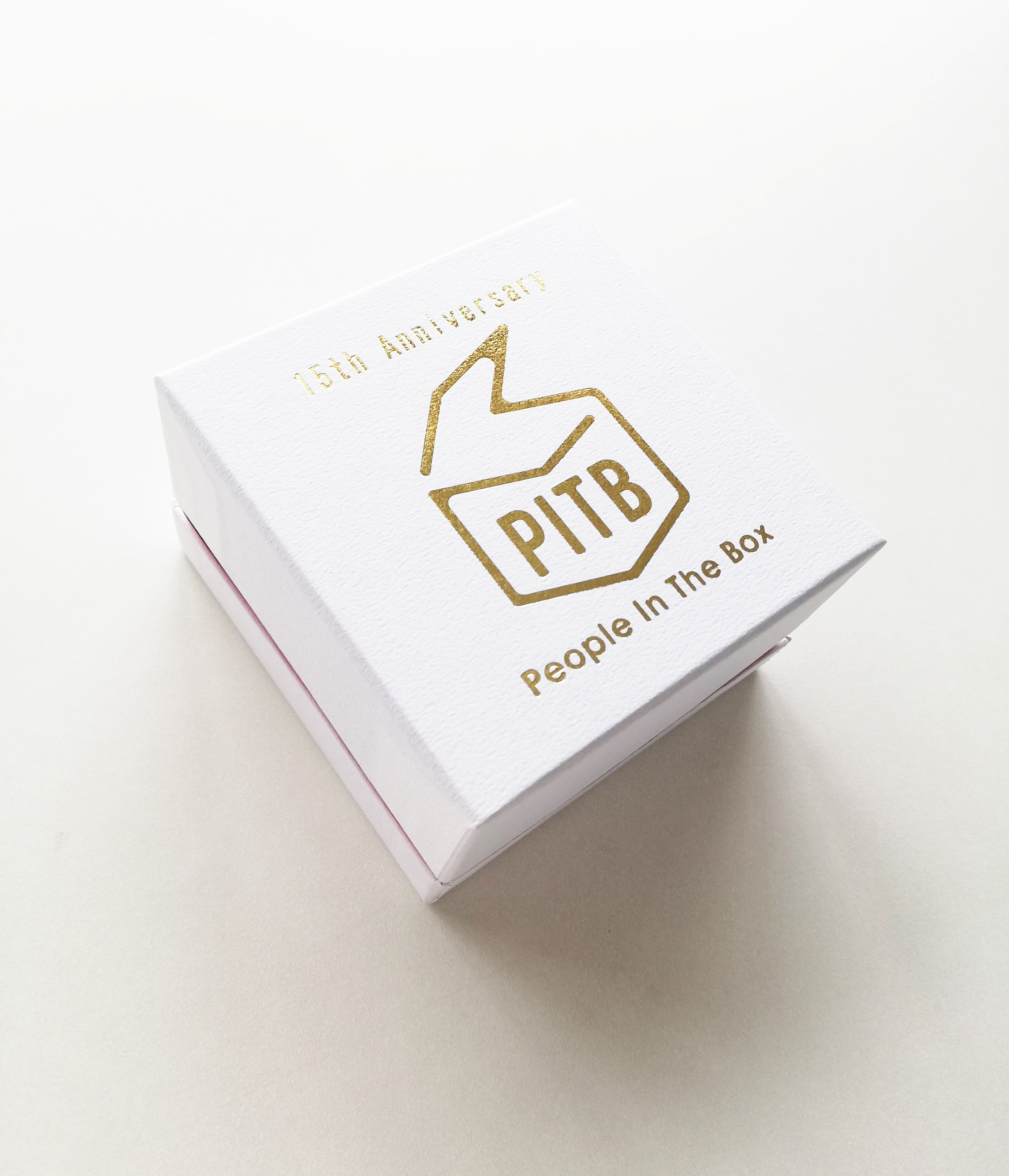 People In The Box サインバッジ People In The Box サインバッジ People In The Box على X: