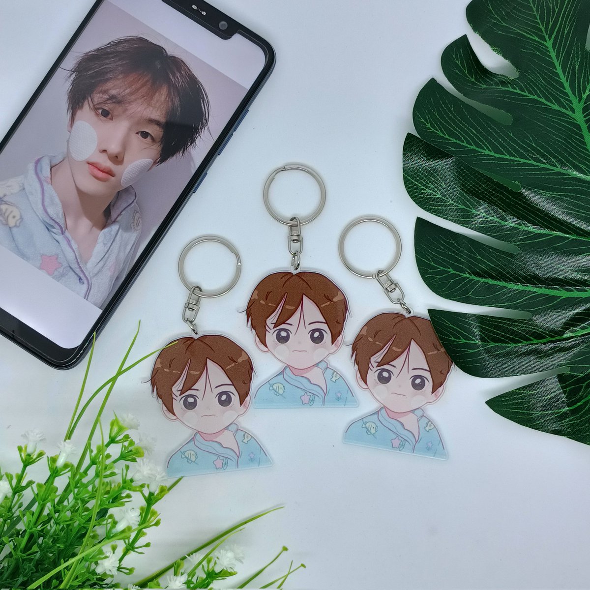 d_sunflowr's tweet photo. @nctzenbase Taraaa aku bikin ini ✨ mau jual tapi masih ragu https://t.co/E5EZQpAauF