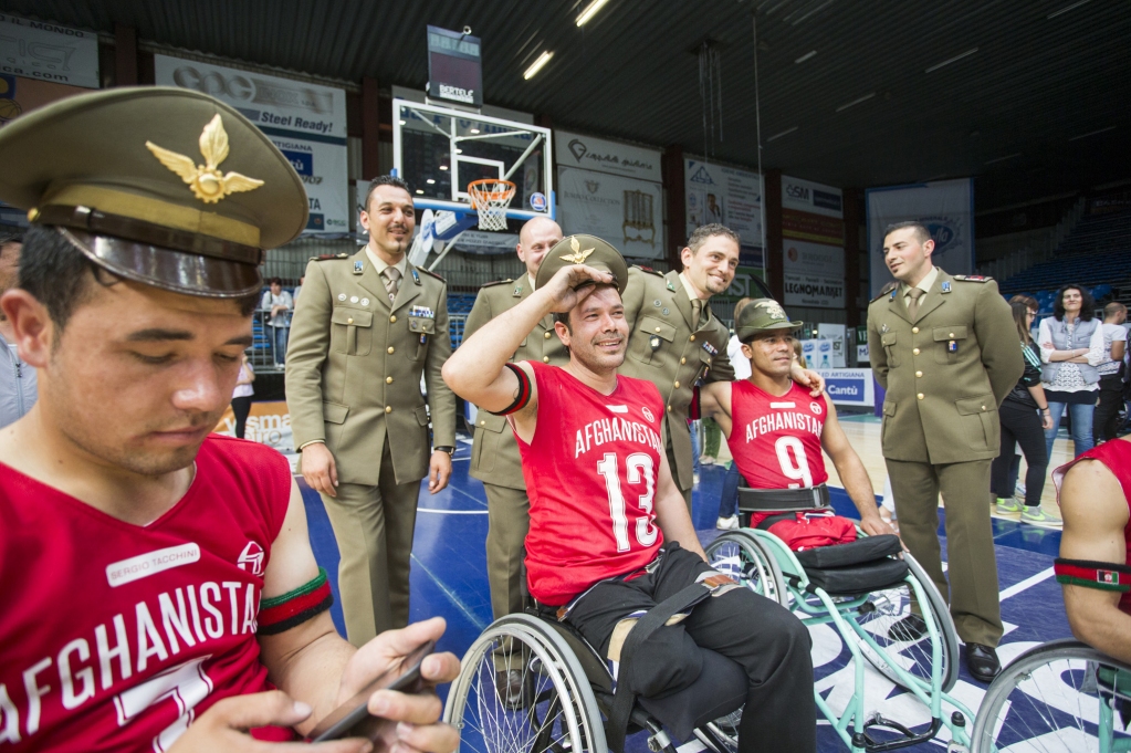 29/05/2014 Palasport Pianella, Cuggiago Italy.
Since 2011, Jess Markt has been working with Alberto Cairo, head of the Red Cross orthopedic program in Afghanistan, to get people physically injured from war or illness to play sports.  Jess and Alberto's work has proven on the…