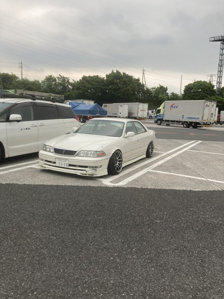 hiroto_1114's tweet photo. 欲しい車が出来たのでマーク2、185万で売ります。一時抹消済み https://t.co/jFIV8AlVvy