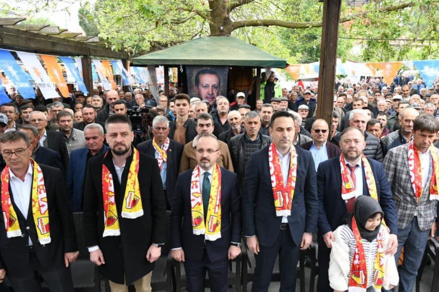turanbulent's tweet photo. 📌#Yenice Mitingimizde hemşehrilerimizle coşku  ve kararlılıkla buluştuk.
#DoğrusuAKParti 

📍#Yenice/#Çanakkale https://t.co/CkAtT06O6I