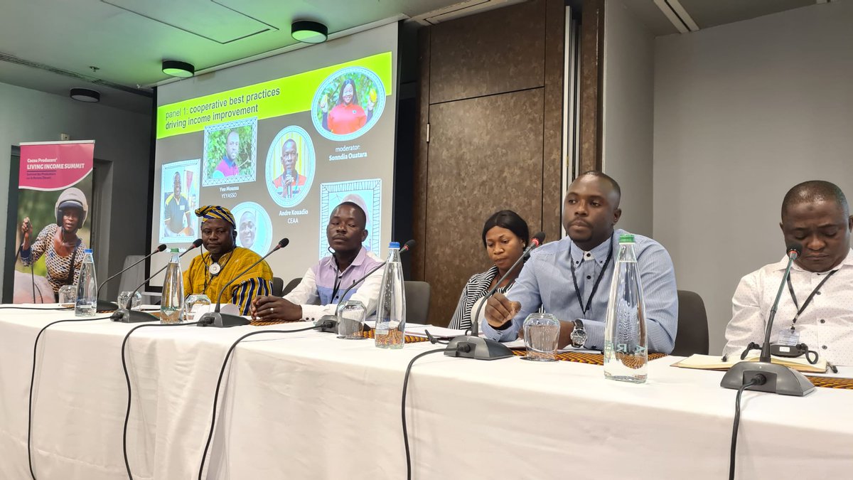 First panel session on best practices driving income improvement. 'It's true that icome diversification important to have acces to a #livingincome. However diversification also requires money and therefore better prices', Yeo Moussa from ivorian coop Yeyasso