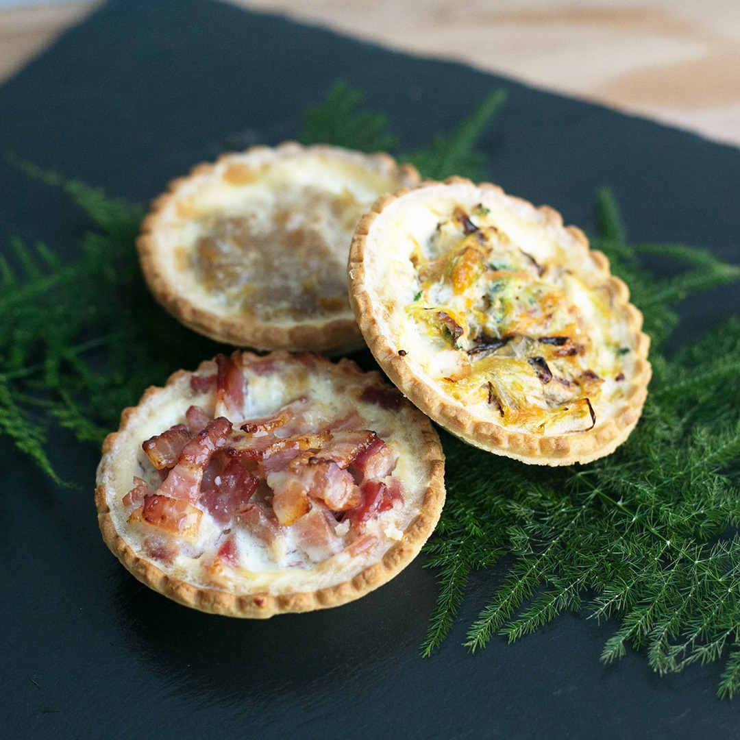CCardamomo's tweet photo. 🍽️ Prueba nuestras quiches individuales, elaboradas con ingredientes de alta calidad y preparadas con todo el amor y la dedicación que mereces.

#cateringmadrid #catering #cateringparaeventos #cateringdebodas #cateringempresas #cateringparafiestas #cateringprivado https://t.co/Va9uYE4Dbn