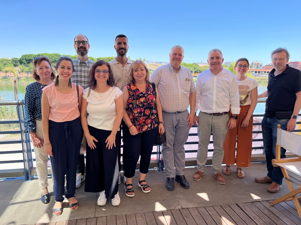 NanoB2A group tweet media