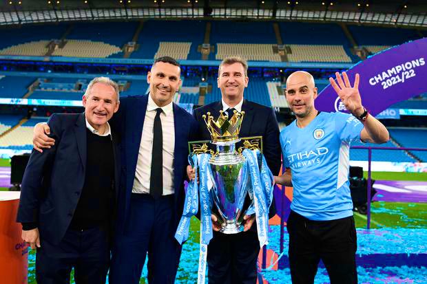 SheikhMCI's tweet photo. Kane. Jorginho. Koulibaly. Sanchez. 

4 excellent examples of why missing out on our “big name targets” were a blessing in disguise. 

4 excellent reasons to trust in the board. 

4 PL titles, another 4 reasons why we should trust in our board and give them the benefit of doubt. 

Are they perfect? Of course not. 

But they’re absolutely the best in football.
