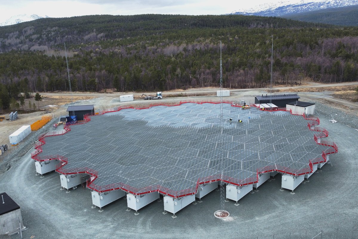 EISCATofficial's tweet image. #EISCAT3D status update. About 3/4 of the antenna elements are installed in the Skibotn site in Norway.