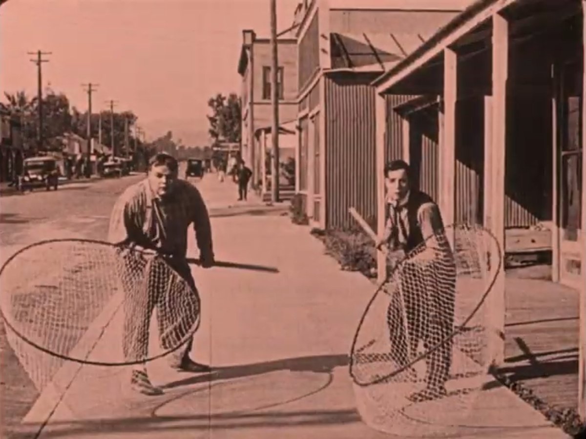 顔のない男 on Twitter