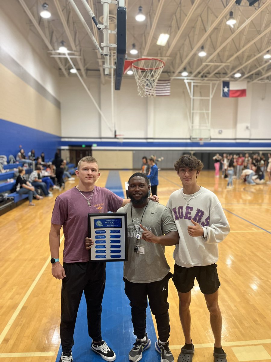 Jacob2024Tabor's tweet photo. Beyond blessed to be named the 2023 Clear Springs High School Track and Field MVP (shared with Senior, Caden R.). Huge thanks to everyone who supported me and helped me grow this past year; I truly appreciate every one of you! @CoachOBrantley @ChargerSpeed_ https://t.co/QUAZyeTPaE