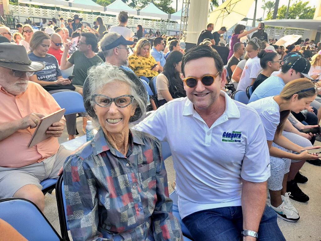 MichaelGongora's tweet photo. Miami Beach is No Place for Hate! Proud to see how this program has expanded since I first sponsored it in 2013 to include all 8 public feeder pattern schools. We are working to end bullying in our schools. #antibullying #noplaceforhate #communityofrespect @ADL @ADL_Florida https://t.co/ukZA6wjbY7