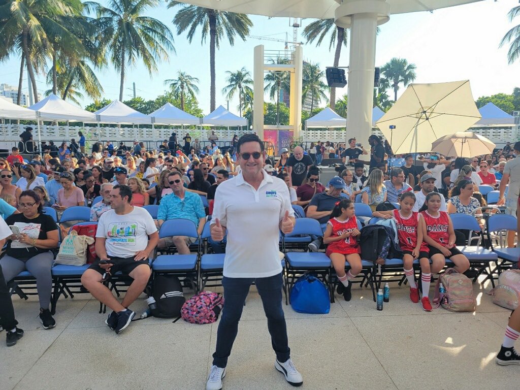 MichaelGongora's tweet photo. Miami Beach is No Place for Hate! Proud to see how this program has expanded since I first sponsored it in 2013 to include all 8 public feeder pattern schools. We are working to end bullying in our schools. #antibullying #noplaceforhate #communityofrespect @ADL @ADL_Florida https://t.co/ukZA6wjbY7
