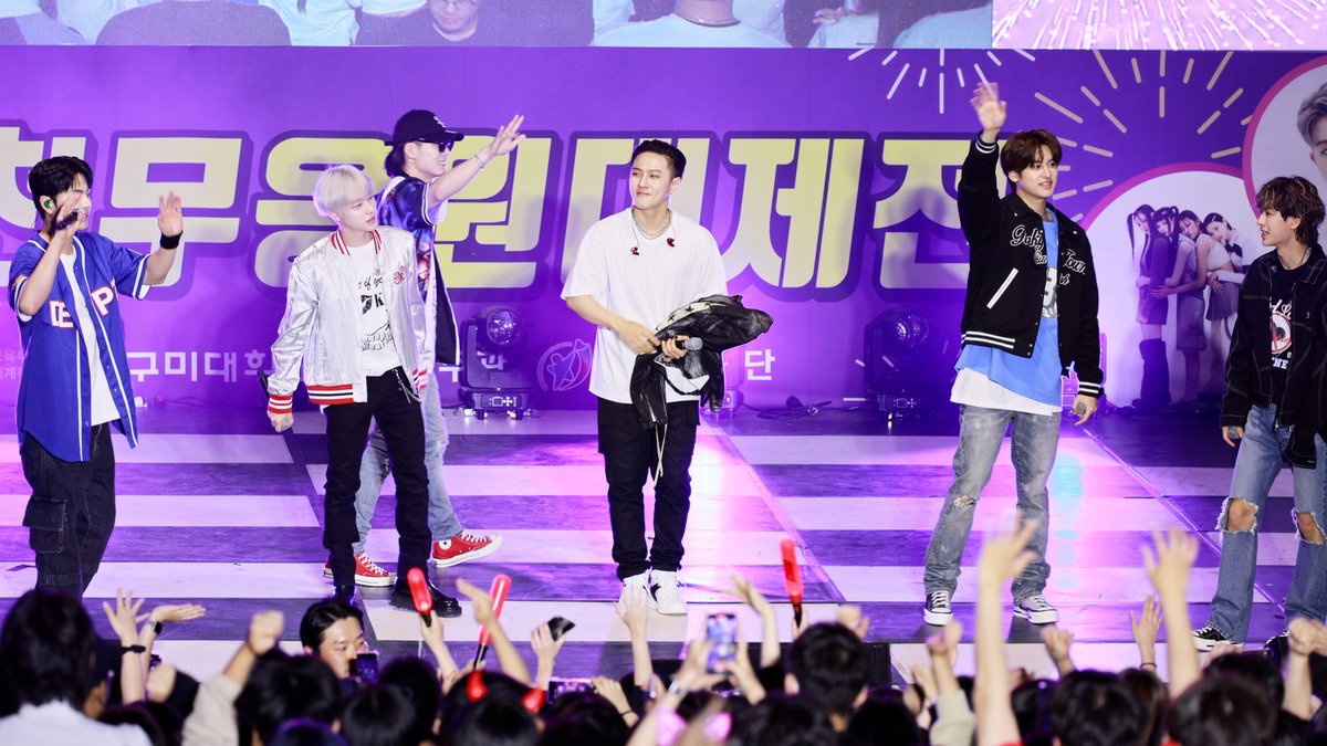 RockMusic_2018's tweet photo. https://t.co/9R8qBMr1D8
23.05.11 GUMI UNIVERSITY FESTIVAL  아이콘 (iKON) '내용 Content video' 구미대학교 축제 | 23.05.11 
4K 60P 락뮤직 직캠 Rock Music FANCAM  편집 및 재업로드 금지 (YT,IG, TW) Do not (Edit, REUpload) 
#아이콘 
#iKON https://t.co/CIBj0JvD0g